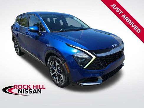 Used 2023 Kia Sportage EX image 1