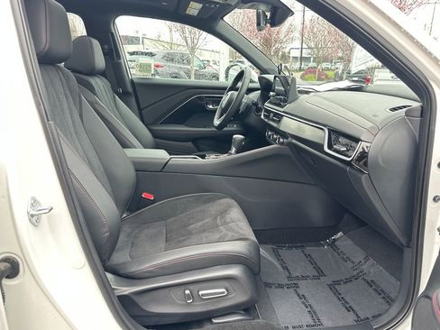 Used 2025 Acura ADX A-Spec image 17