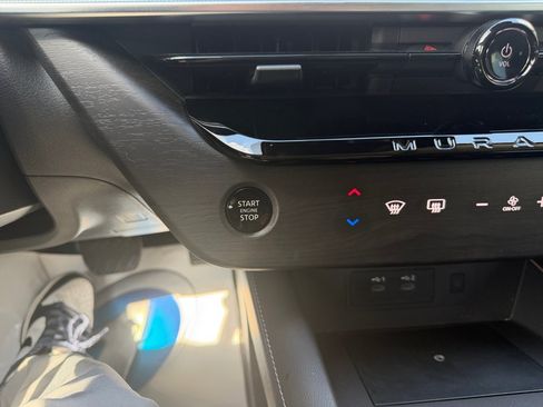 Certified 2025 Nissan Murano SL AWD/4WD image 20