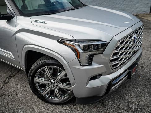 Used 2024 Toyota Sequoia Capstone image 7