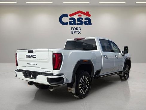 Used 2024 GMC Sierra 2500 Denali Ultimate image 3