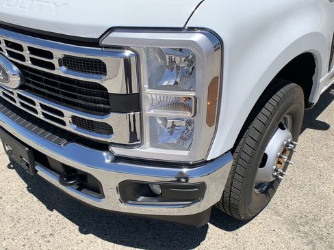 New 2025 Ford F350 XL w/ XL Chrome Package RWD image 11