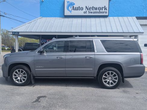 Used 2018 GMC Yukon XL Denali w/ Open Road Package image 7