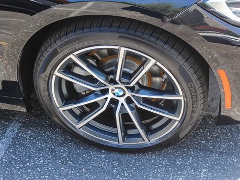 Used 2019 BMW 330i Sedan w/ Convenience Package RWD image 9