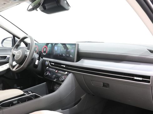 Used 2025 Hyundai Sonata SEL FWD image 14