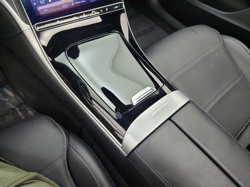 Certified 2024 Mercedes-Benz C 300 Sedan image 13