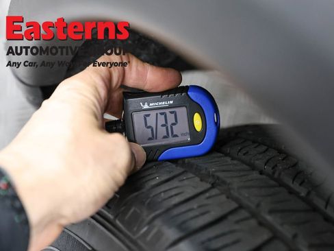 Used 2024 Nissan Rogue S image 30