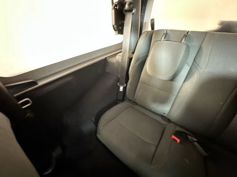 Used 2018 Jeep Wrangler Sport AWD/4WD image 12