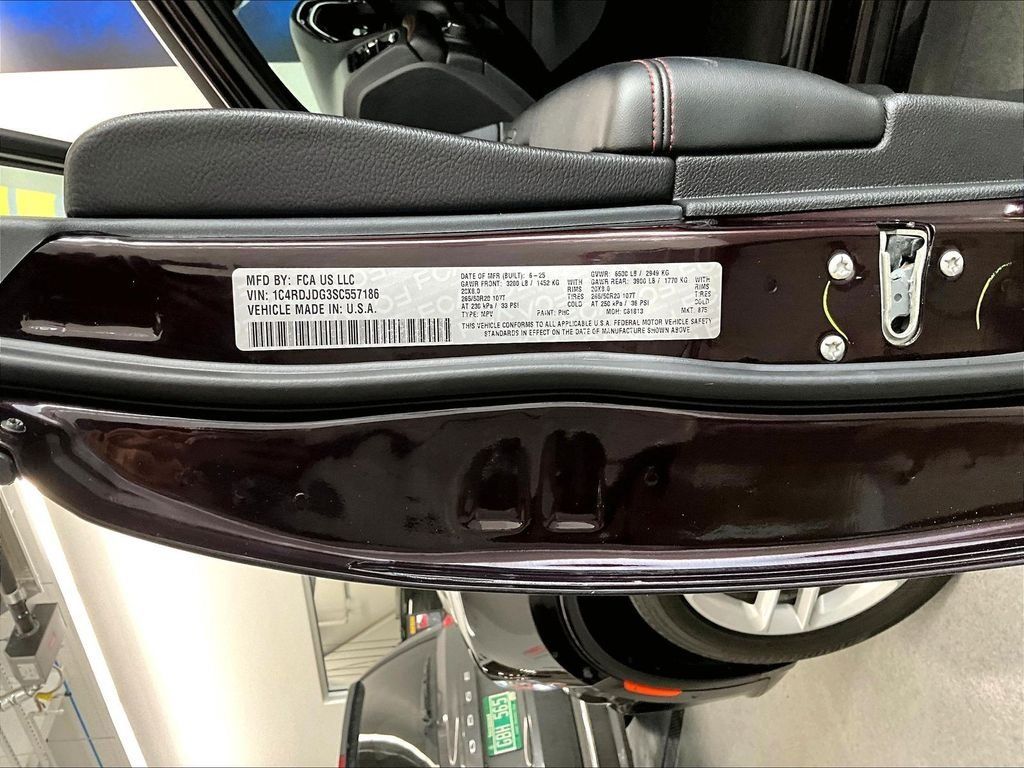 Used 2025 Dodge Durango GT AWD/4WD image 34