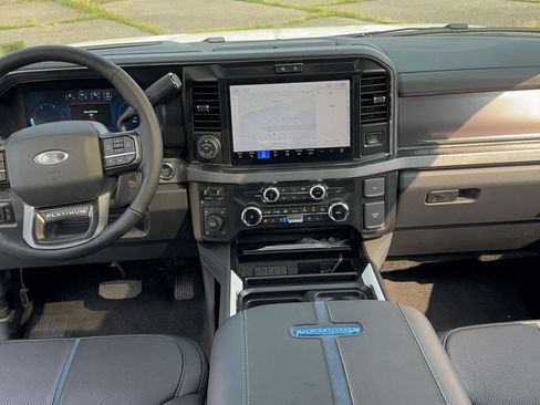 New 2026 Ford F250 Platinum AWD/4WD image 17