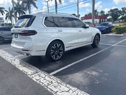 Used 2024 BMW X7 xDrive40i AWD/4WD image 7