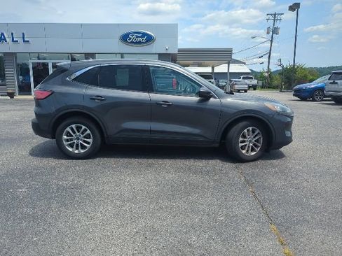 Used 2020 Ford Escape SE FWD image 32