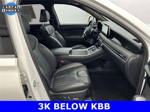 Used 2023 Hyundai Palisade Calligraphy image 15