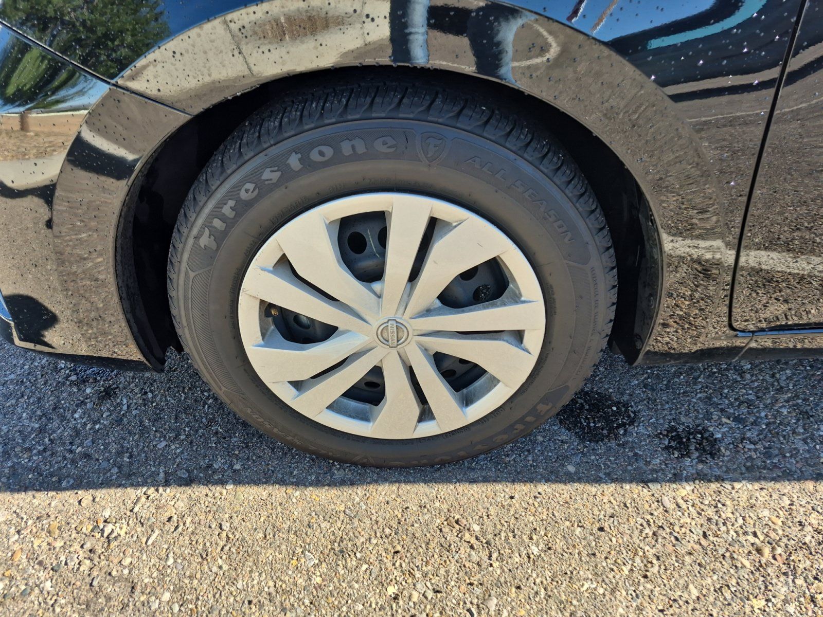Used 2025 Nissan Versa S FWD image 24