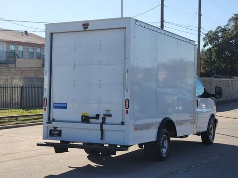 Used 2025 Chevrolet Express 3500 w/ Power Convenience Package image 14