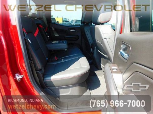 New 2025 Chevrolet Colorado Z71 w/ Midnight Edition image 25