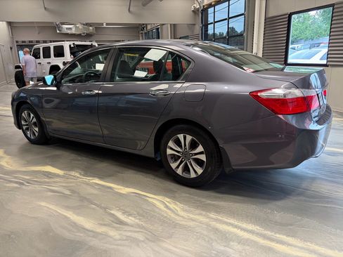 Used 2013 Honda Accord LX image 34
