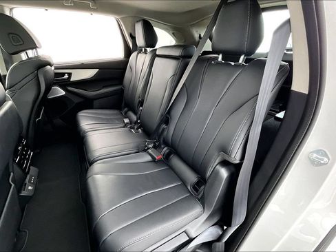 Certified 2026 Acura MDX FWD w/ Technology Package image 33