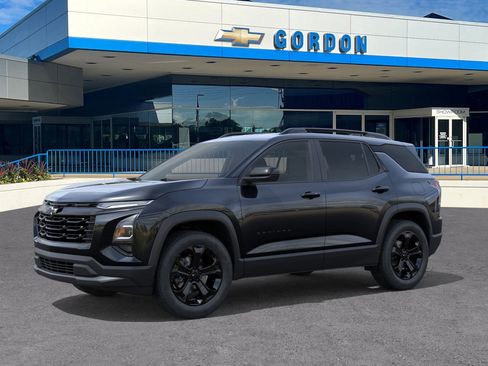 New 2026 Chevrolet Equinox LT image 2