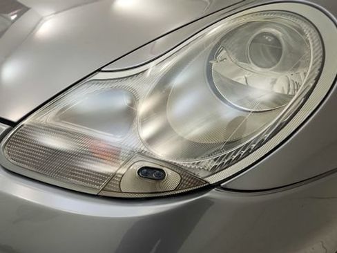 Used 2001 Porsche 911 Carrera RWD image 24