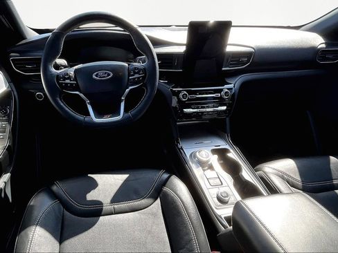 Used 2023 Ford Explorer ST w/ Equipment Group 401A image 15