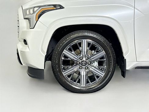 Used 2026 Toyota Sequoia Capstone AWD/4WD image 26