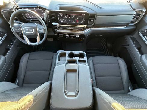 Certified 2025 GMC Sierra 1500 Elevation image 18