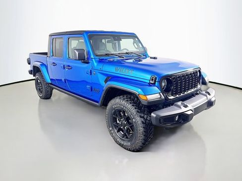 Used 2024 Jeep Gladiator Sport image 3