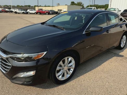 Used 2023 Chevrolet Malibu LT image 4