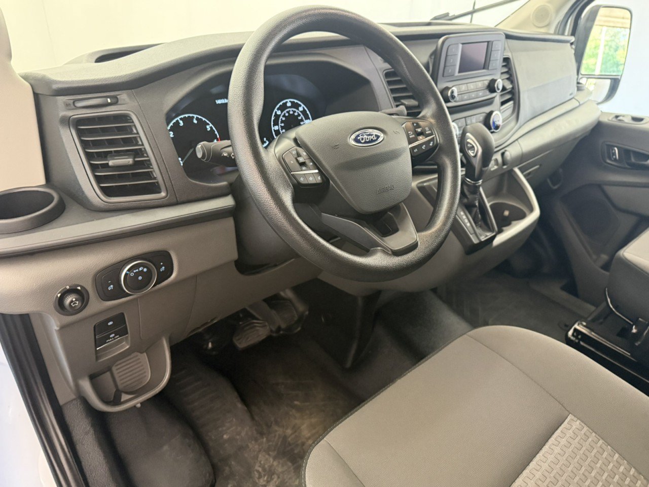 Used 2024 Ford Transit 350 XL AWD/4WD image 18