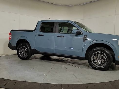 Used 2022 Ford Maverick XLT w/ Equipment Group 300A Standard image 9