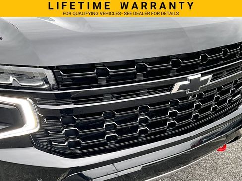 Used 2024 Chevrolet Tahoe Z71 w/ Z71 Off-Road Package AWD/4WD image 32