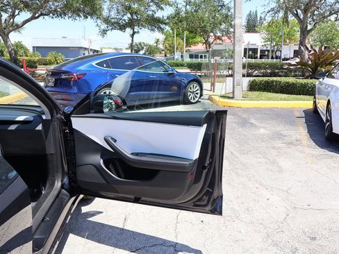 Used 2024 Tesla Model 3 Standard Range RWD image 24