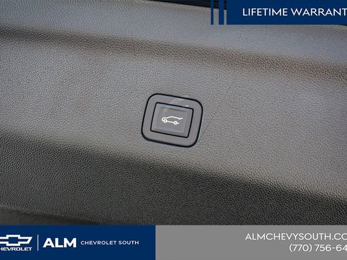 New 2026 Chevrolet Suburban Premier RWD image 24