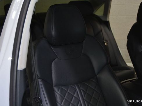 Used 2020 Audi S8 L w/ S8 Executive Package image 14