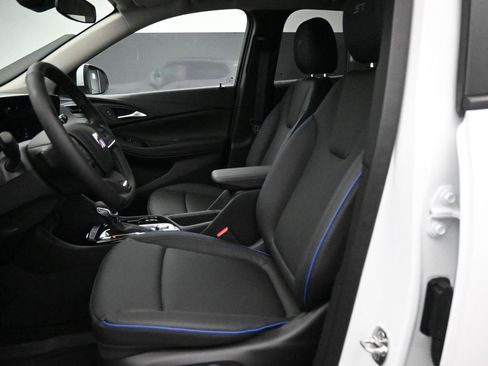 New 2026 Buick Encore GX Sport Touring image 10