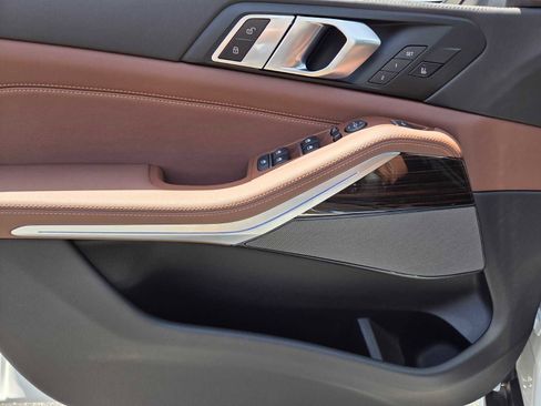 New 2026 BMW X5 xDrive40i AWD/4WD image 23