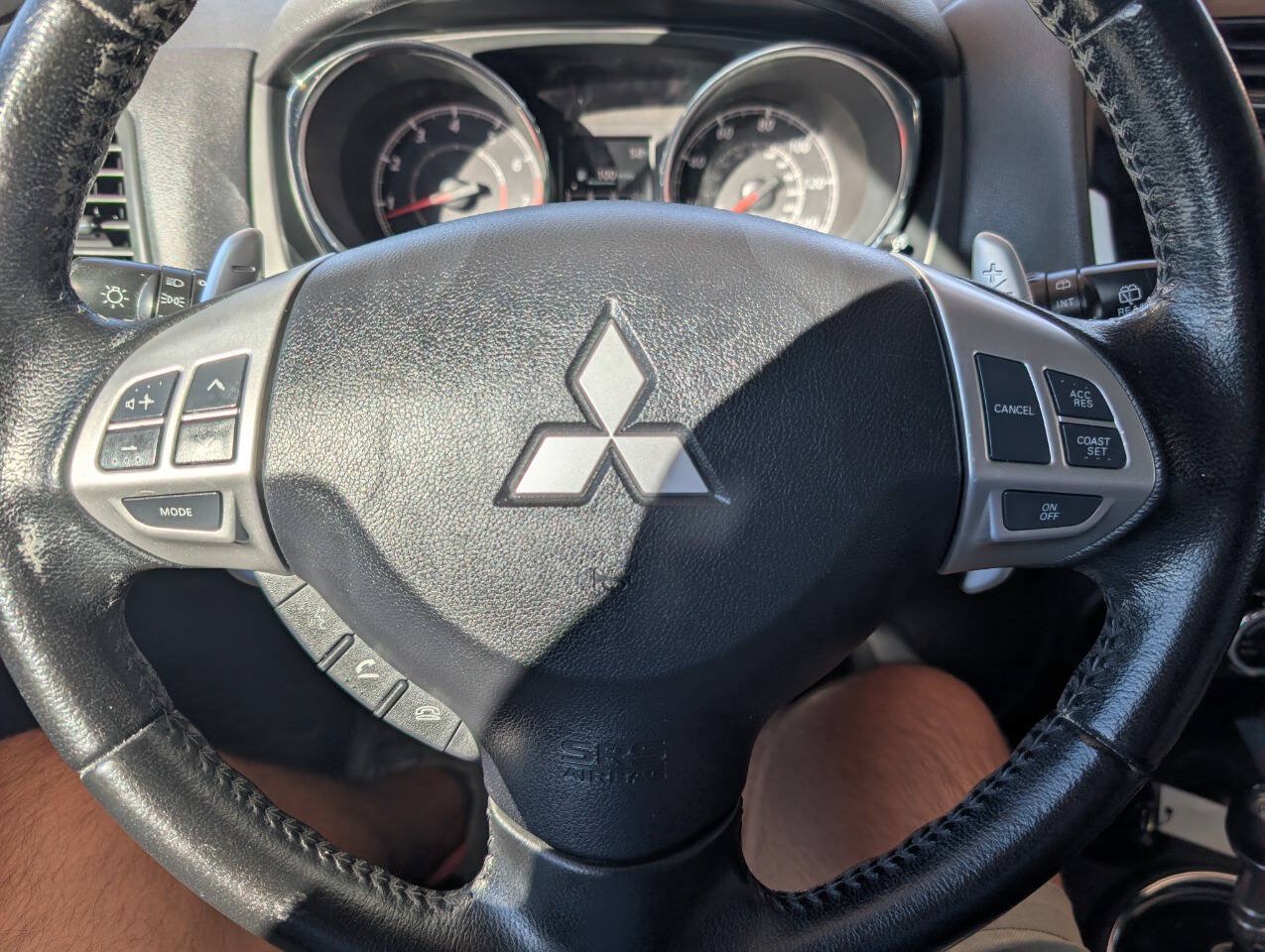 Used 2013 Mitsubishi Outlander Sport LE AWD/4WD image 20