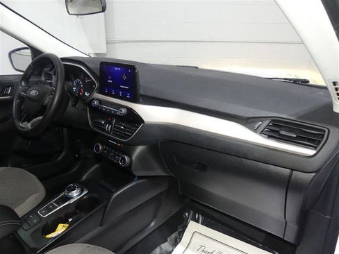 Used 2022 Ford Escape SE w/ Convenience Package image 24