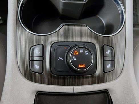 Used 2023 GMC Acadia SLT image 20