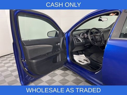 Used 2013 Dodge Avenger SE image 14