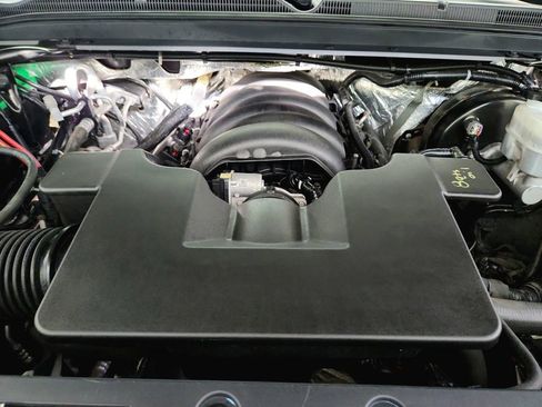 Used 2018 Chevrolet Tahoe Premier AWD/4WD image 46