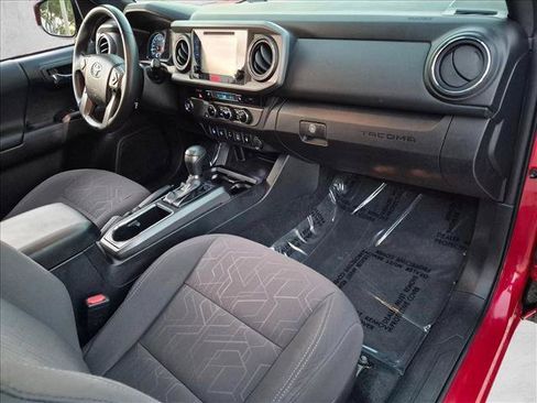 Used 2016 Toyota Tacoma TRD Sport w/ Premium & Technology Package RWD image 20