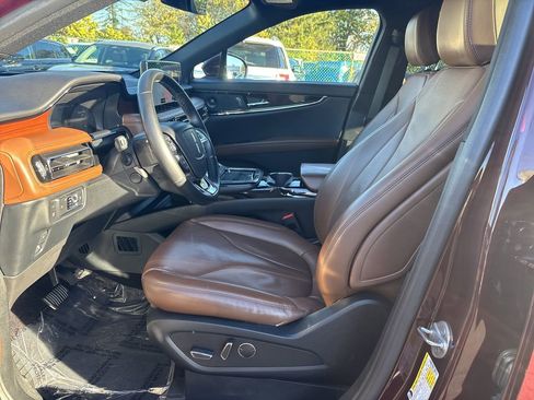 Certified 2021 Lincoln Nautilus Reserve w/ Cargo Utility Package image 10