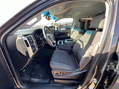 Used 2016 GMC Sierra 2500 SLE w/ SLE Preferred Package AWD/4WD image 15
