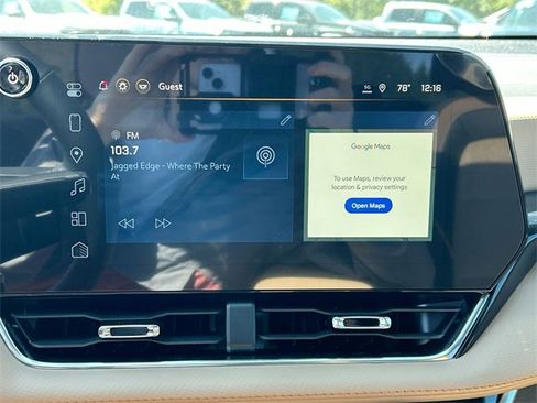 New 2025 Chevrolet Equinox ACTIV w/ Safety and Technology Package image 13