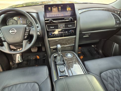 Certified 2023 Nissan Armada Platinum w/ Captain's Chairs Package RWD image 17