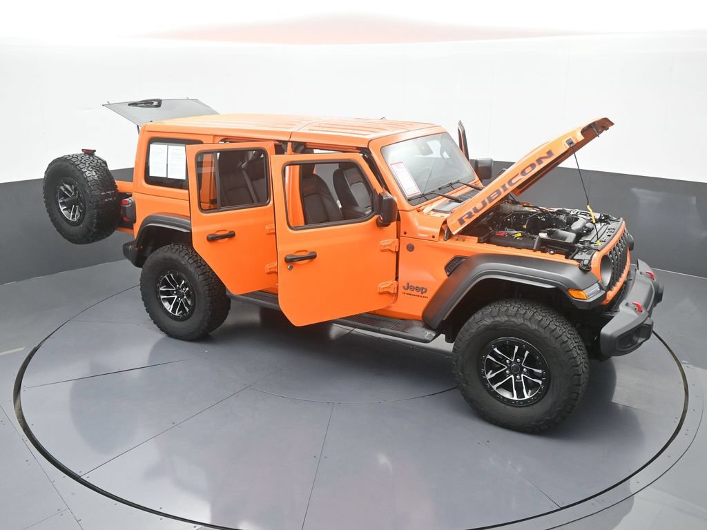 Used 2025 Jeep Wrangler Unlimited Rubicon w/ XTREMEE 35" Tire Package AWD/4WD image 70