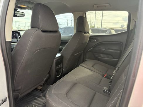 Used 2016 GMC Canyon SLE w/ SLE Convenience Package image 16