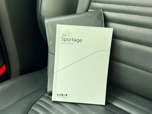 Used 2023 Kia Sportage SX AWD/4WD image 41